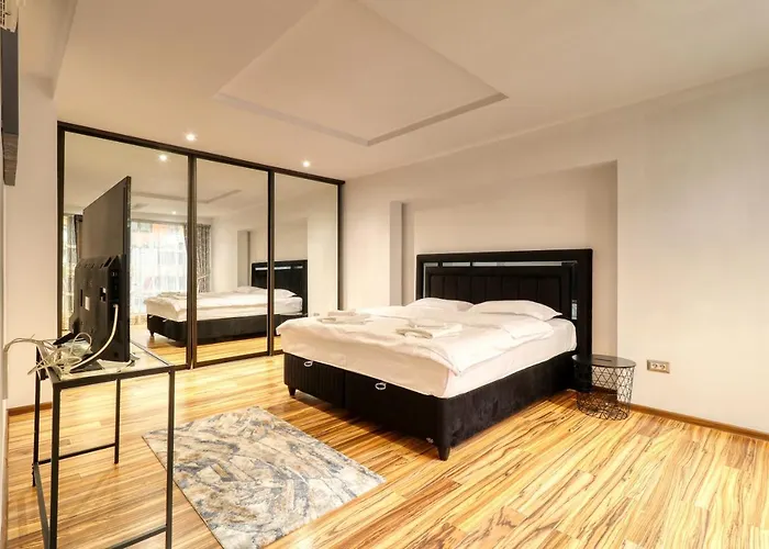 Apartament 3 Bedroom In Herastrau Area *
