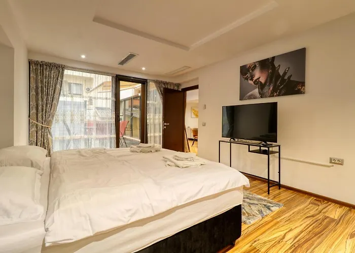 3 Bedroom In Herastrau Area *