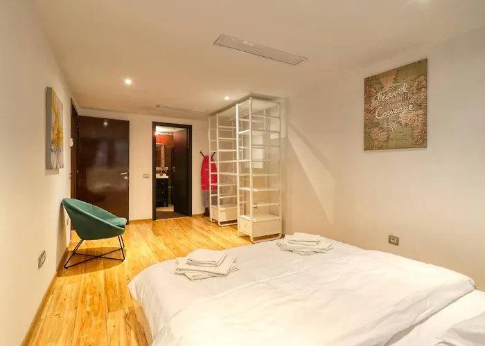 3 Bedroom In Herastrau Area Bucharest