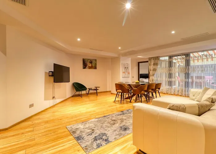 3 Bedroom In Herastrau Area