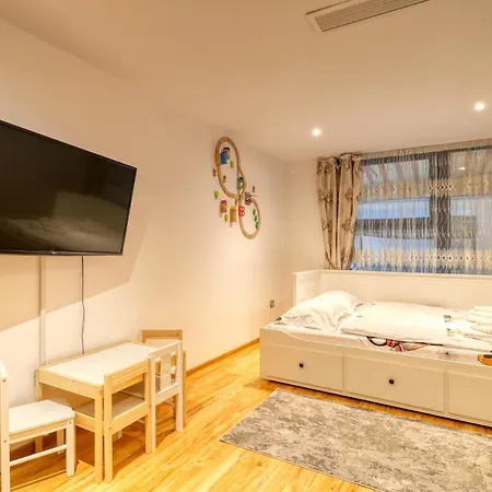 3 Bedroom In Herastrau Area Apartment