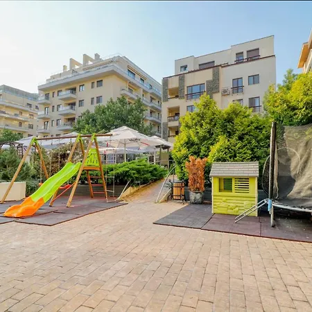 3 Bedroom In Herastrau Area Bucharest