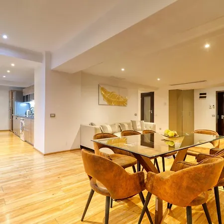 3 Bedroom In Herastrau Area Apartment Bucharest