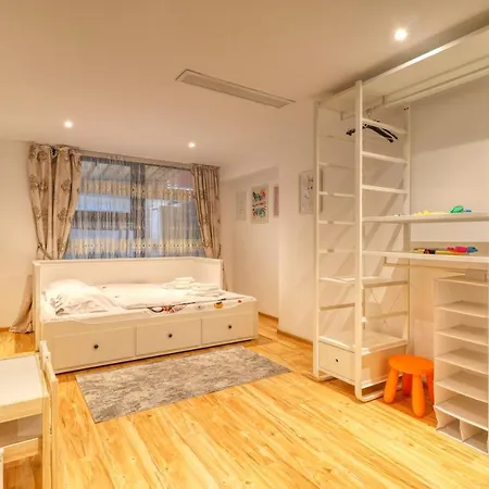 3 Bedroom In Herastrau Area