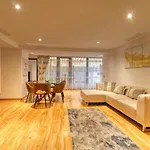 3 Bedroom In Herastrau Area Apartment Bukarest