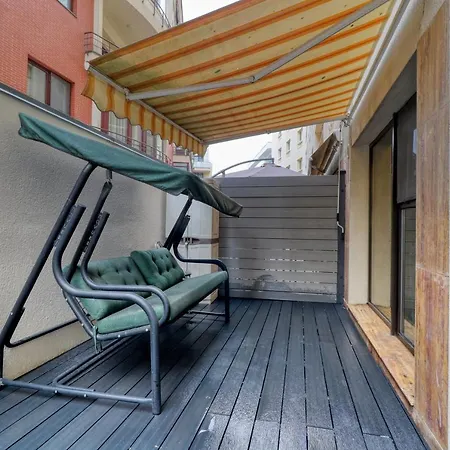 3 Bedroom In Herastrau Area Διαμέρισμα Βουκουρέστι